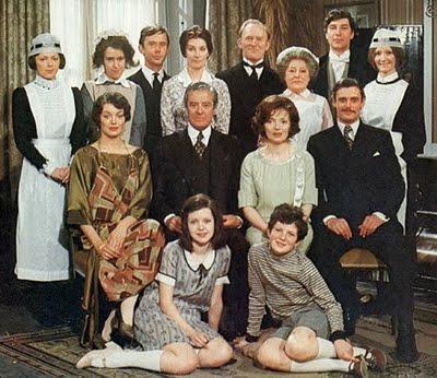 Series históricas : reviviendo el pasado arriba-y-abajo-3