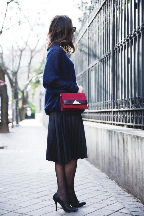 Oversize & Midi Skirt Midi_Skirt-Blue_Black_Mix-Titamad-Street_Style-outfit-21
