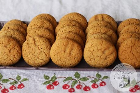 GALLETAS DE CREMA DE CASTAÑAS Y MATALAUVA GALLETAS DE CREMA DE CASTAÑAS Y MATALAUVA