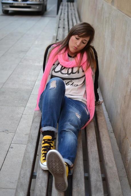 Look of the day: Yellow converse Look of the day: Yellow converse