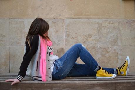 Look of the day: Yellow converse Look of the day: Yellow converse