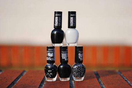 Black and white Astor. Black and white Astor.