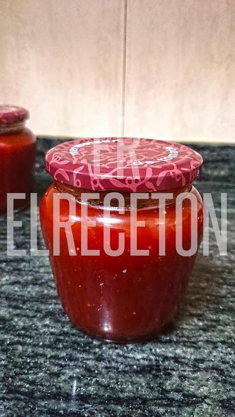 Salsa dulce de Tomates (reducción y mezcla) Salsa dulce de Tomates (reducción y mezcla)