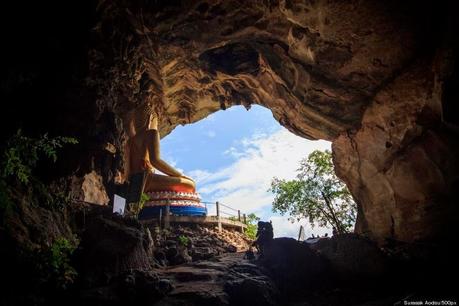 Cuevas con templos budistas (Galería).