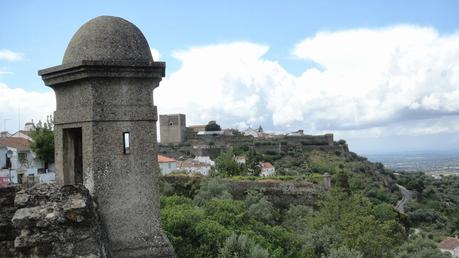 LOS FUERTES ABALUARTADOS LUSO-ESPAÑOLES Y SU DESTINO ACTU... LOS FUERTES ABALUARTADOS LUSO-ESPAÑOLES Y SU DESTINO ACTU...