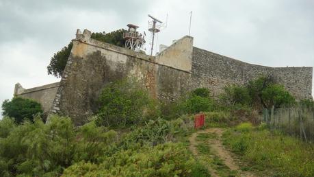 LOS FUERTES ABALUARTADOS LUSO-ESPAÑOLES Y SU DESTINO ACTU... LOS FUERTES ABALUARTADOS LUSO-ESPAÑOLES Y SU DESTINO ACTU...