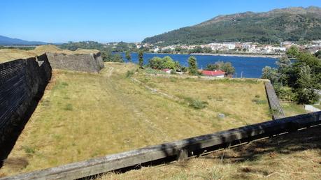LOS FUERTES ABALUARTADOS LUSO-ESPAÑOLES Y SU DESTINO ACTU... LOS FUERTES ABALUARTADOS LUSO-ESPAÑOLES Y SU DESTINO ACTU...