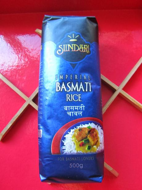 ARROZ BASMATI SUNDARI CON POLLO Y ANACARDOS ARROZ BASMATI SUNDARI CON POLLO Y ANACARDOS