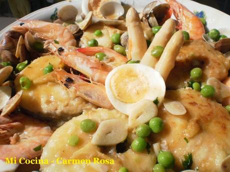 PESCADA EN SALSA CON ALMEJAS Y LANGOSTINOS PESCADA EN SALSA CON ALMEJAS Y LANGOSTINOS