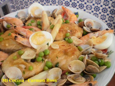 PESCADA EN SALSA CON ALMEJAS Y LANGOSTINOS PESCADA EN SALSA CON ALMEJAS Y LANGOSTINOS