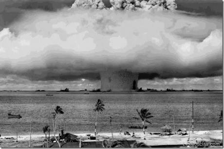 explosiones atómicas ''TRINIDAD'' RAYOS PETRIFICADOS,TRINITITAS Y METEORITOS