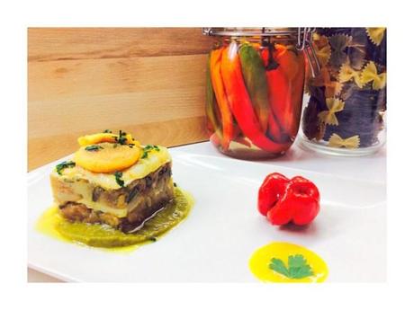 Lasaña de calabacín y bacalao con yema y salsa de cebolla lasaña1