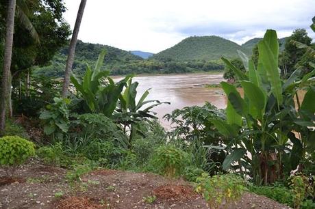 Río Mekong a su paso por Luang Prabang Río Mekong a su paso por Luang Prabang
