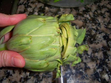 ALCACHOFAS RELLENAS DE PATE CON SALSA DE VINO ALCACHOFAS RELLENAS DE PATE CON SALSA DE VINO