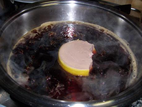 ALCACHOFAS RELLENAS DE PATE CON SALSA DE VINO ALCACHOFAS RELLENAS DE PATE CON SALSA DE VINO