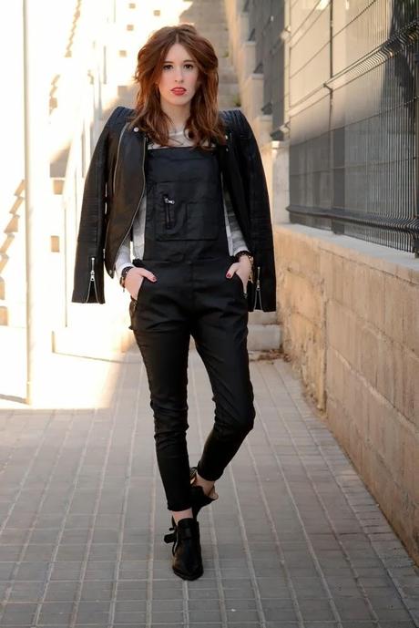 BLACK JUMPSUIT BLACK JUMPSUIT