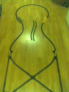 Artículo nº 3. Como montar un único circuito con dos pequetrenes de mercancias y de pasajeros clásicos. Artículo nº 3. Como montar un único circuito con dos pequetrenes de mercancias y de pasajeros clásicos.