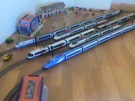 Artículo nº 2. Como montar un único circuito con dos pequetrenes de alta velocidad. Artículo nº 2. Como montar un único circuito con dos pequetrenes de alta velocidad.