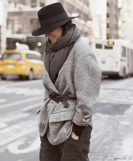 STYLE TIPS; BELTED ALL AROUND.- STYLE TIPS; BELTED ALL AROUND.-