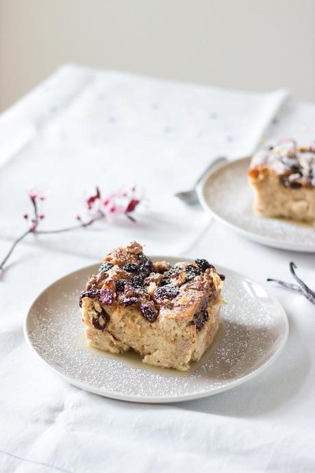 Pudding of wholegrain bread, nuts and raisins, Budín de Pan integral, nueces y pasas, Monsabor