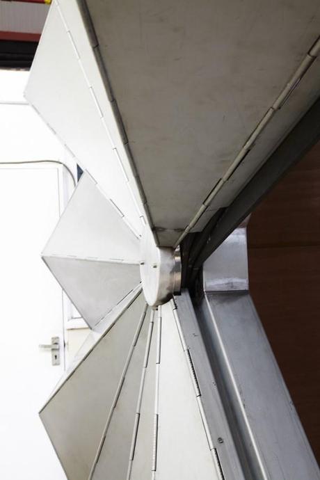 Make crea Kiosks: flexibles y transportables quioscos de origami invaden Canary Wharf. 17 kiosk make