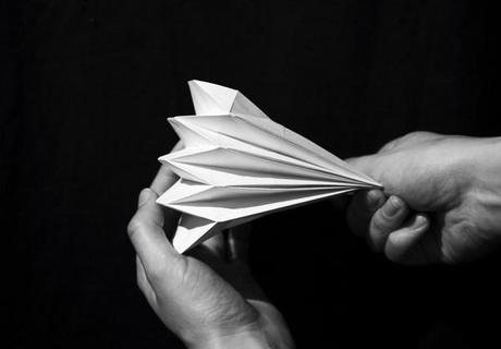 Make crea Kiosks: flexibles y transportables quioscos de origami invaden Canary Wharf. 7 kiosk make