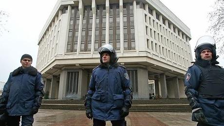 la-proxima-guerra-parlamento-de-crimea-anuncia-referendum-de-autonomia-ucrania