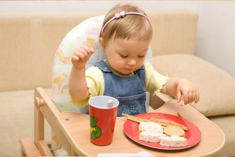 El desayuno reduce el riesgo de sobrepeso y obesidad en las niñas Alimentación infantil