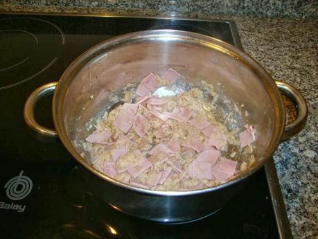 NIDOS CON SALSA DE QUESO NIDOS CON SALSA DE QUESO