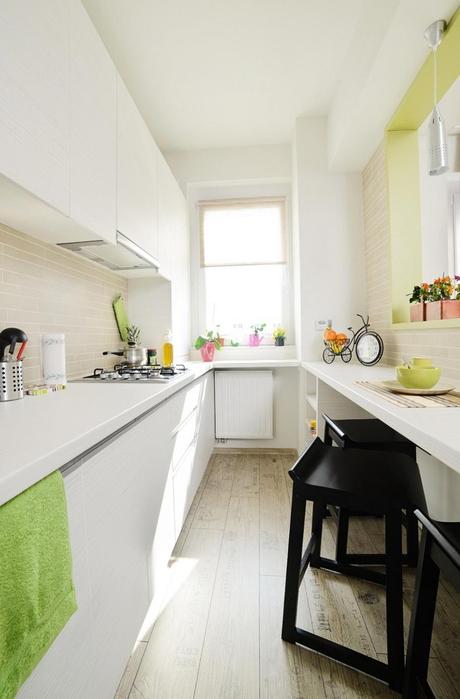 UN ESTUDIO EN RUMANÍA CON TOQUES DE VERDE UN ESTUDIO EN RUMANÍA CON TOQUES DE VERDE