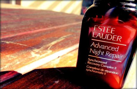 Advanced Night Repair de Estée Lauder, un producto que no pasa de moda. Advanced Night Repair de Estée Lauder, un producto que no pasa de moda.