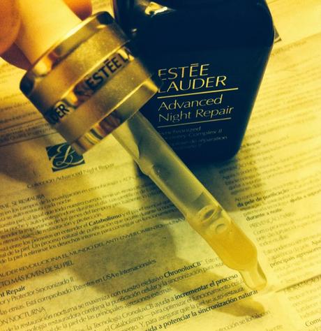 Advanced Night Repair de Estée Lauder, un producto que no pasa de moda. Advanced Night Repair de Estée Lauder, un producto que no pasa de moda.