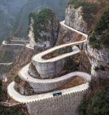 La desafiante Puerta del Cielo de China La desafiante Puerta del Cielo de China