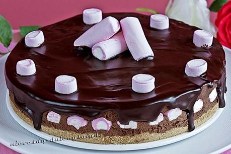 TARTA DE NUBES (MARSHMALLOWS) Y MOUSSE DE CHOCOLATE TARTA DE NUBES (MARSHMALLOWS) Y MOUSSE DE CHOCOLATE
