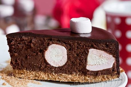 TARTA DE NUBES (MARSHMALLOWS) Y MOUSSE DE CHOCOLATE TARTA DE NUBES (MARSHMALLOWS) Y MOUSSE DE CHOCOLATE