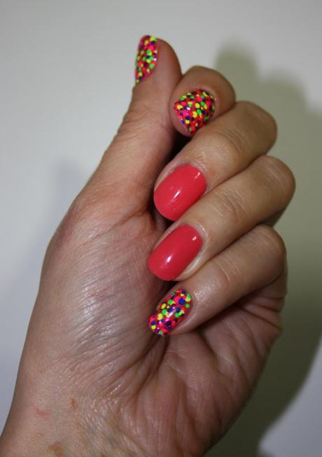 UÑAS CONFETI UÑAS CONFETI