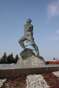Estatua Muce Dzhalilyu