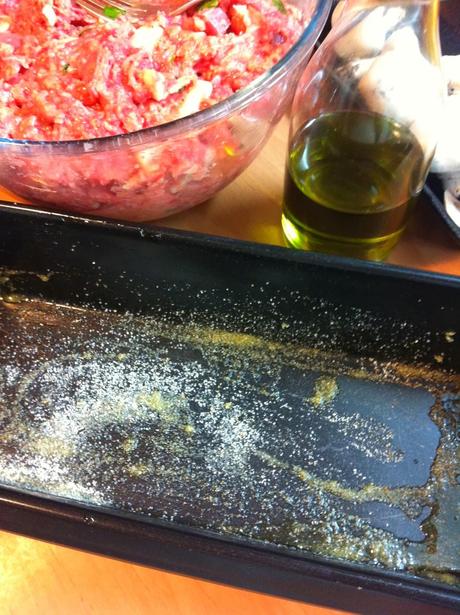 Fiambre De Carne Picada Con Serrano, Champiñones Y Su Crema Fiambre De Carne Picada Con Serrano, Champiñones Y Su Crema