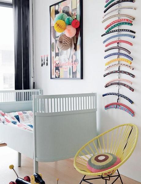 LA VIVIENDA CON TOQUES NEÓN DE UNA ILUSTRADORA DANESA LA VIVIENDA CON TOQUES NEÓN DE UNA ILUSTRADORA DANESA