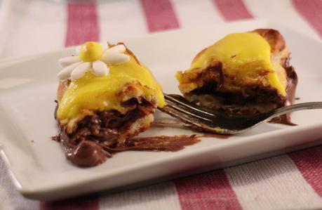 Chocolate eclairs Chocolate eclairs