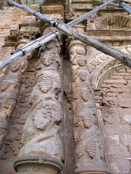 Juli y Pomata: esplendores del barroco, abismos de la modernidad Juli y Pomata: esplendores del barroco, abismos de la modernidad