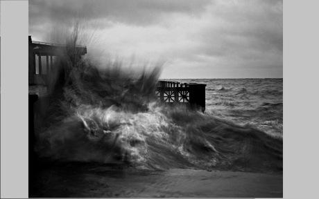 360º, la retrospectiva de Marcos Zimmermann: No todo lo que reluce… el-oficio-de-mirar-2-2