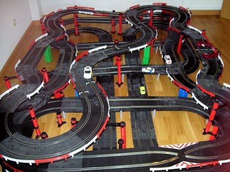 Montaje nº 53. Laberinto de 4 plantas y 35m. de cuerda en 2,90 x 1,80 Montaje nº 53. Laberinto de 4 plantas y 35m. de cuerda en 2,90 x 1,80