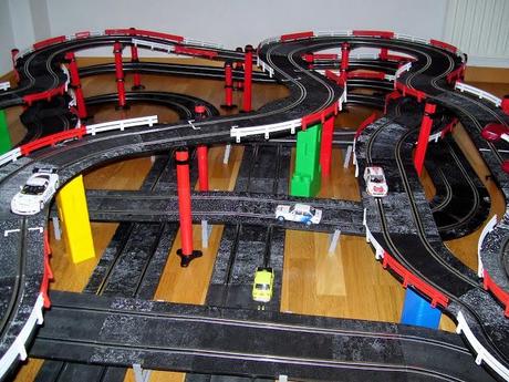 Montaje nº 53. Laberinto de 4 plantas y 35m. de cuerda en 2,90 x 1,80 Montaje nº 53. Laberinto de 4 plantas y 35m. de cuerda en 2,90 x 1,80