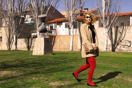 With red tights With red tights