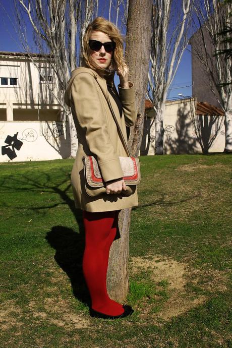 With red tights With red tights