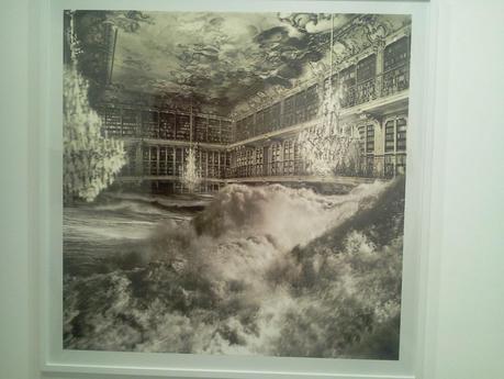 Una persona normal de excursión por Arco Una persona normal de excursión por Arco