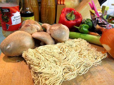 Fideos chow mein con verduras fideos-chow-mein-con-verduras-