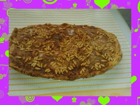 COCA DE CHICHARRONES COCA DE CHICHARRONES