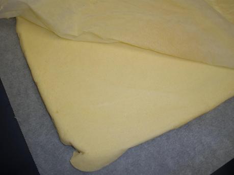 Tronco relleno de natillas y Nocilla Tronco relleno de natillas y Nocilla